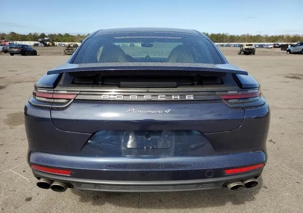 Porsche Panamera cena 119000 przebieg: 33850, rok produkcji 2018 z Pajęczno małe 67